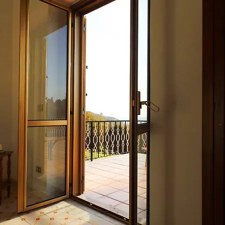 Villa Girasole *
